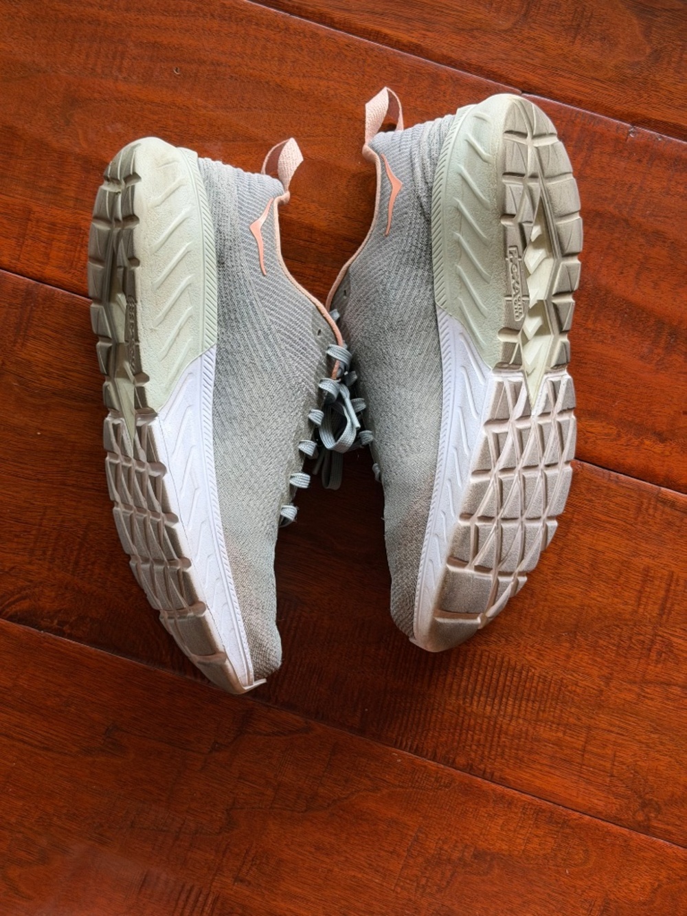 Hoka One One sneakers - Picture 4 of 5